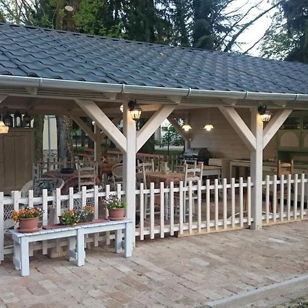 Balzsam Apartmanhaz 哈卡尼 外观 照片